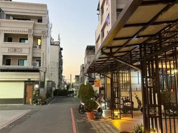 近新市鎮面公園車墅透天 -  物件封面