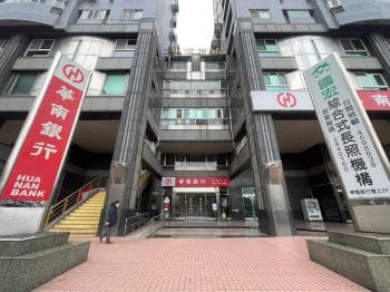 中悅桂冠。大空間平面車位 -  物件封面