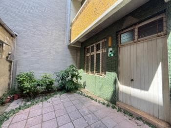 新美街地坪約５２坪老宅 -  物件封面