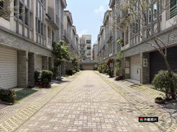 真！湖美臨近公園車墅 -  物件封面