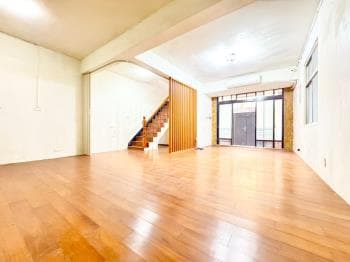 近中正路大面寬臨路透天 -  物件封面