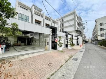 台南輕屋齡大地坪臨路別墅 -  物件封面