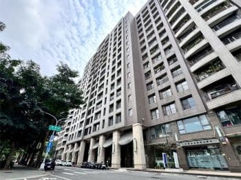 近綠園道自在琉璃四房平車 - 自在琉璃 物件封面