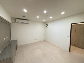西門高樓稀有２房２衛 -  物件封面
