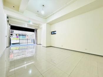 萬大境挑高收租金店面 - 萬大境 物件封面