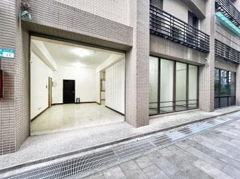 八里河岸金店辦 -  物件封面