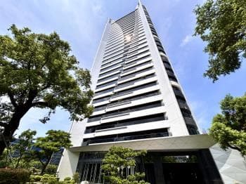 亞灣制霸綠景四房雙車豪邸 - 一品花園 物件封面
