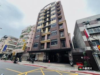 橡園撰電梯優質２房車位 -  物件封面