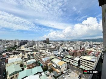 專任新業自由居高樓雙平車 - 新業自由居 物件封面