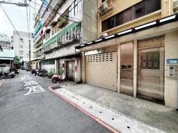 靜巷車庫新式透天 -  物件封面